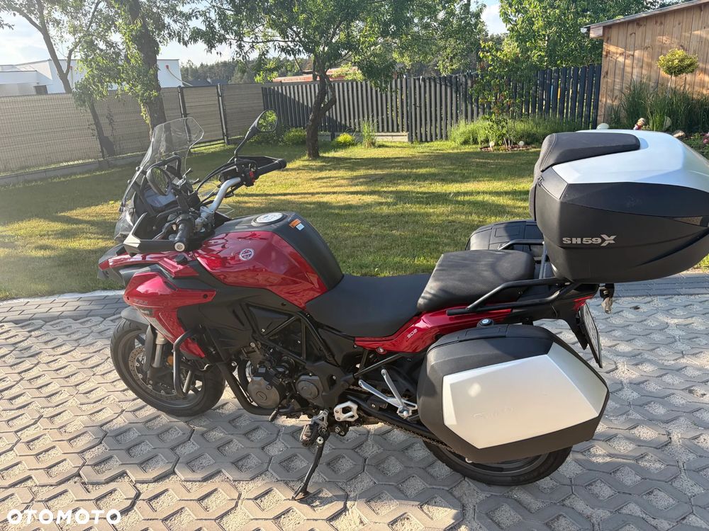 Benelli TRK 502 - 10