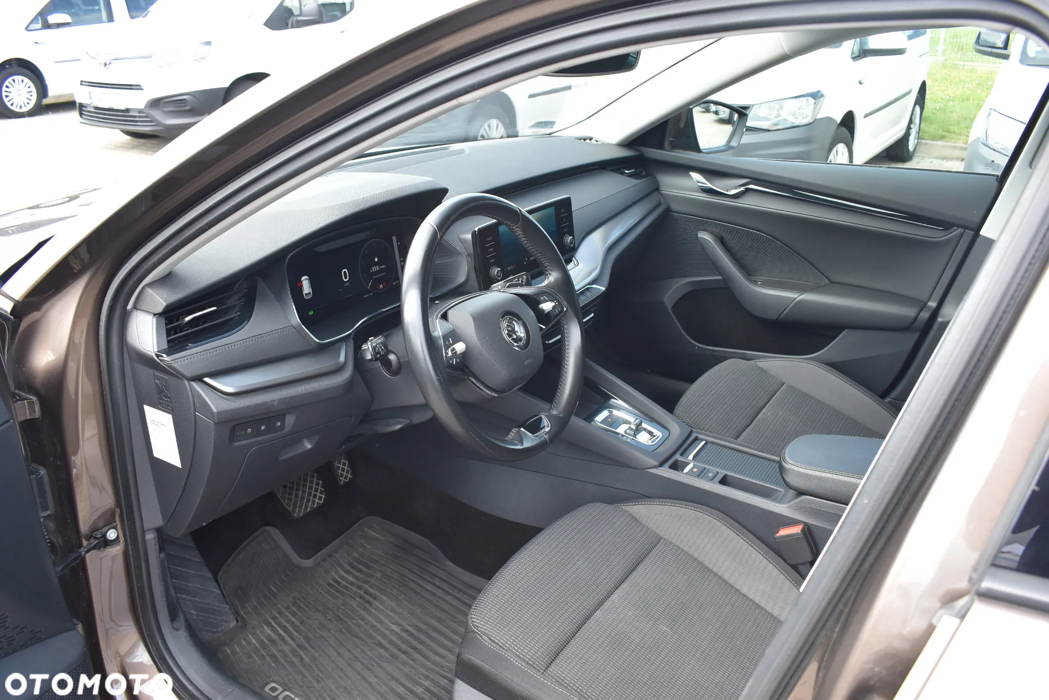 Skoda Octavia 2.0 TDI SCR Ambition DSG - 9