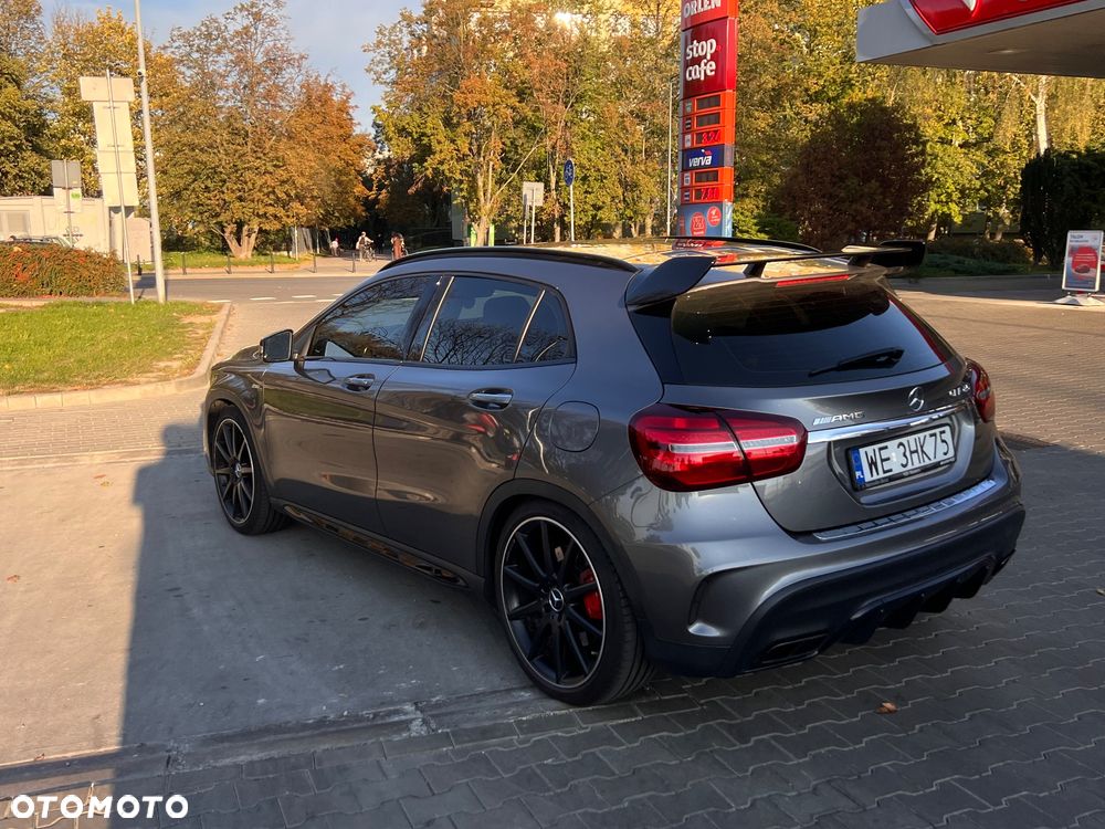 Mercedes-Benz GLA AMG 45 4-Matic - 13