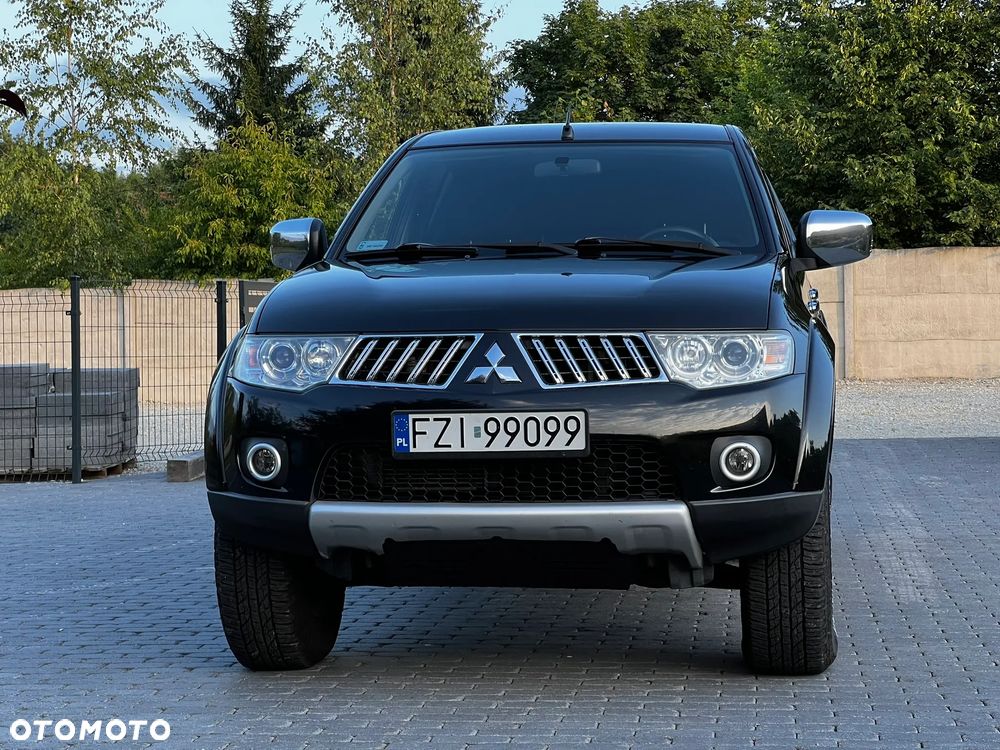 Mitsubishi L200 2.5 DID DC Intense HP - 32
