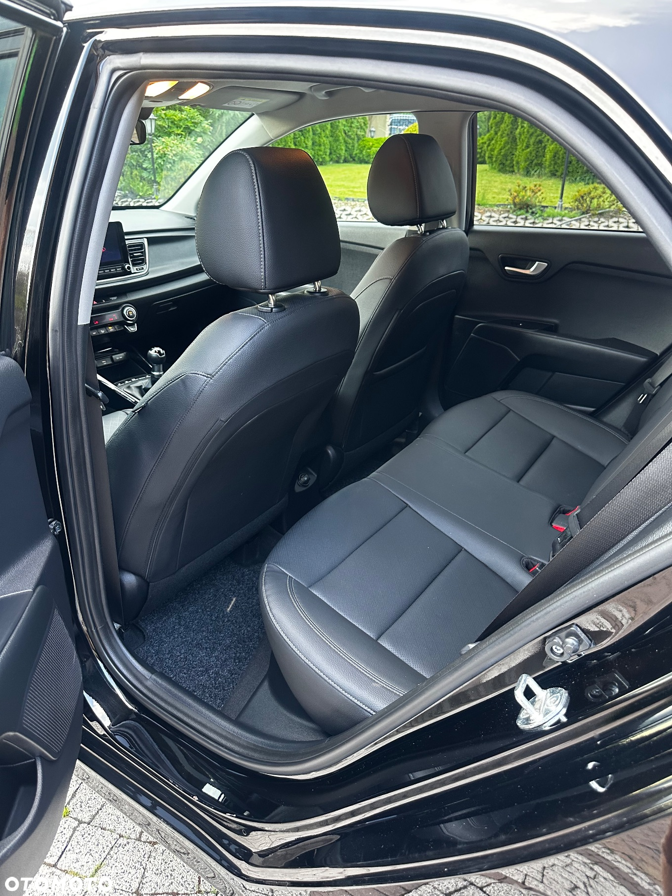 Kia Rio 1.2 L Business Line - 17