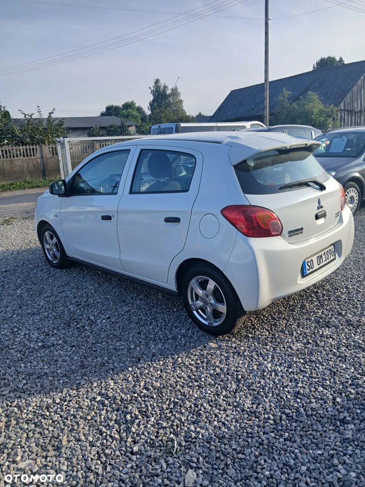 Mitsubishi Space Star - 13