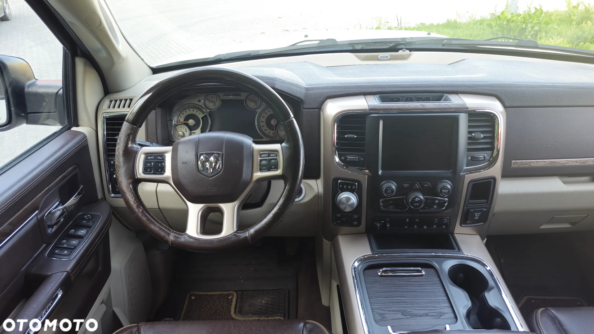 Dodge RAM 1500 5.7 4x4 - 4