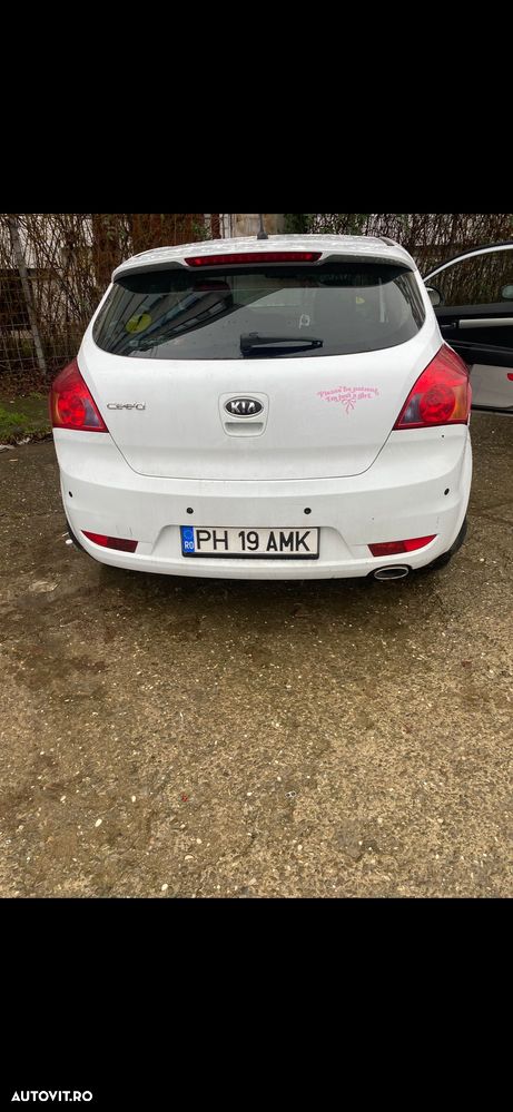 Kia Ceed - 3