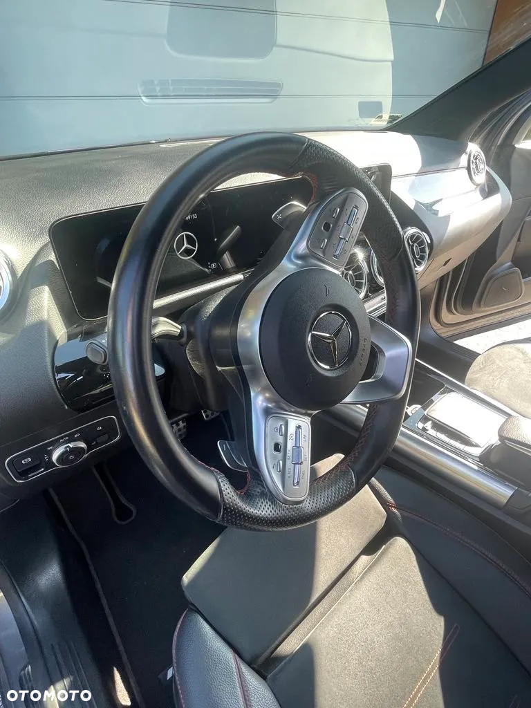 Mercedes-Benz GLA 200 Business Edition - 15