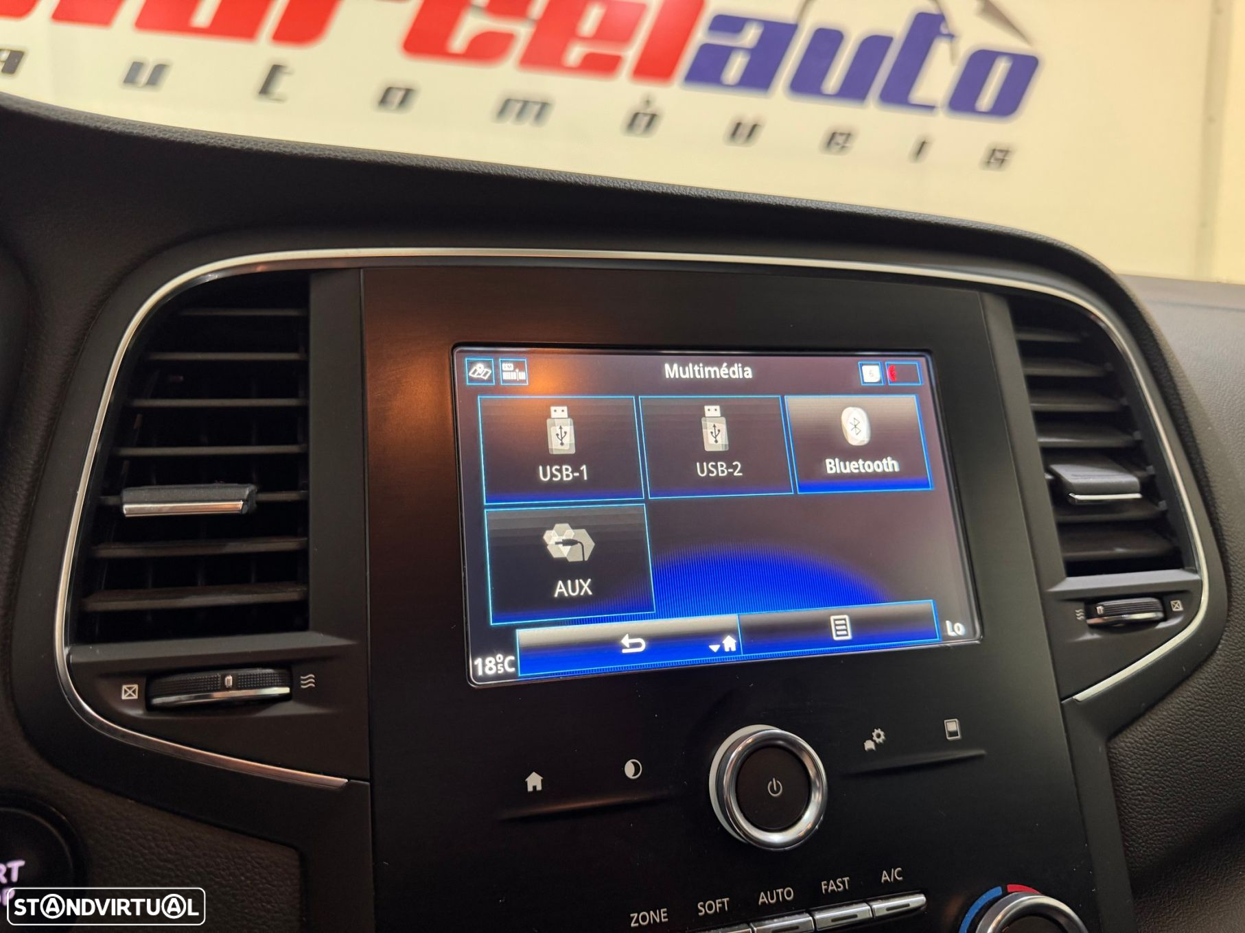 Renault Mégane Sport Tourer 1.5 Blue dCi Limited - 28