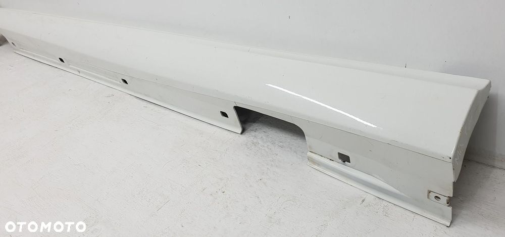 LISTWA NAKŁADKA PROGU LEWA MERCEDES W246 A2466901340 - 2