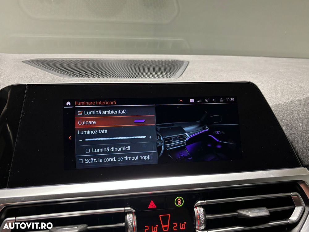 BMW Seria 3 320i xDrive AT - 13