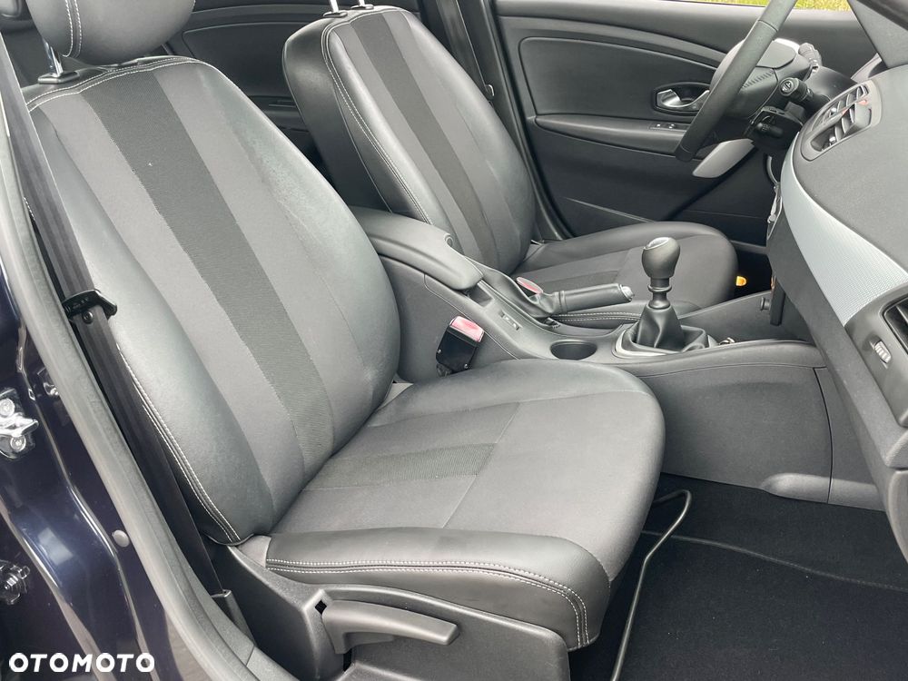Renault Fluence 2.0 16V 140 Dynamique - 22