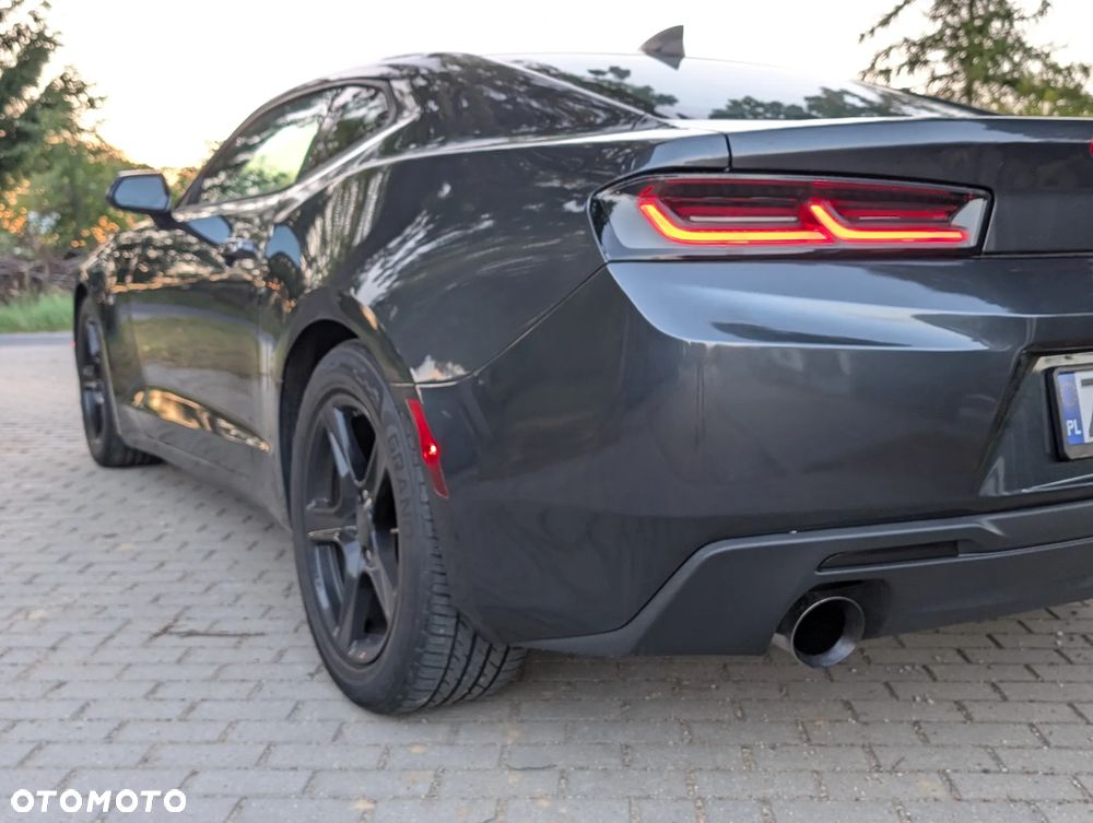 Chevrolet Camaro - 12