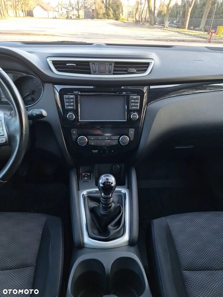 Nissan Qashqai 1.2 DIG-T N-Vision - 7