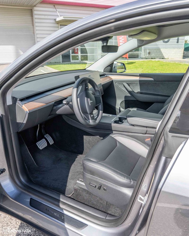 Tesla Model Y Performance Tração Integral - 13