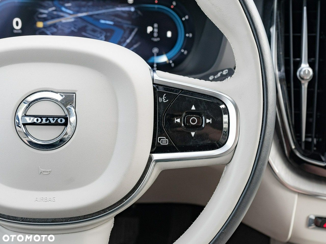 Volvo XC 60 - 18