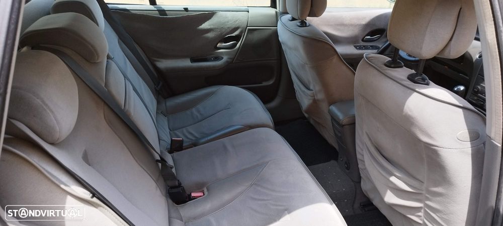 Renault Laguna Break 1.9 dCi Privilège - 3