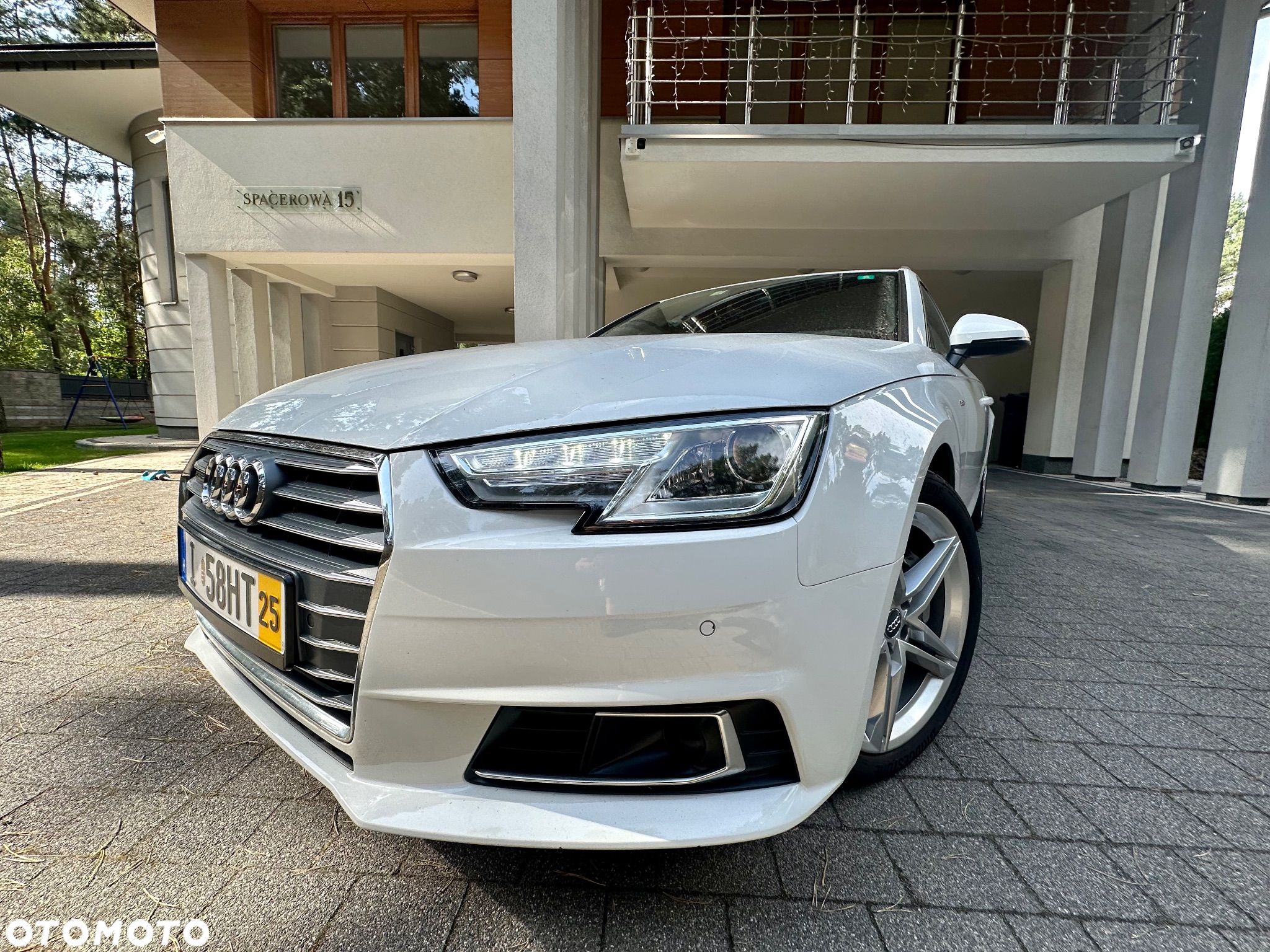 Audi A4 40 TDI quattro S tronic S line - 1