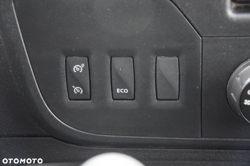 Renault MASTER ​*L2H2​*DOKA​*7-OSOB​*2.3DCI​​*KLIMA​​*TEMPOMAT​*12 - 17