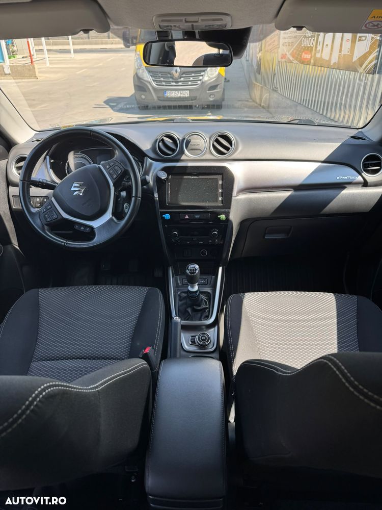 Suzuki Vitara 1.4 Boosterjet AllGrip MHEV Passion - 5