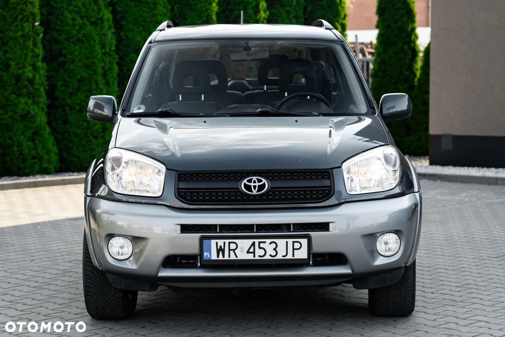 Toyota RAV4 4x4 Edition - 24
