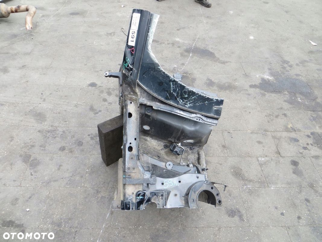 AUDI A4 B9 PODŁUŻNICA ĆWIARTKA PRAWA PRZOD 14- - 2