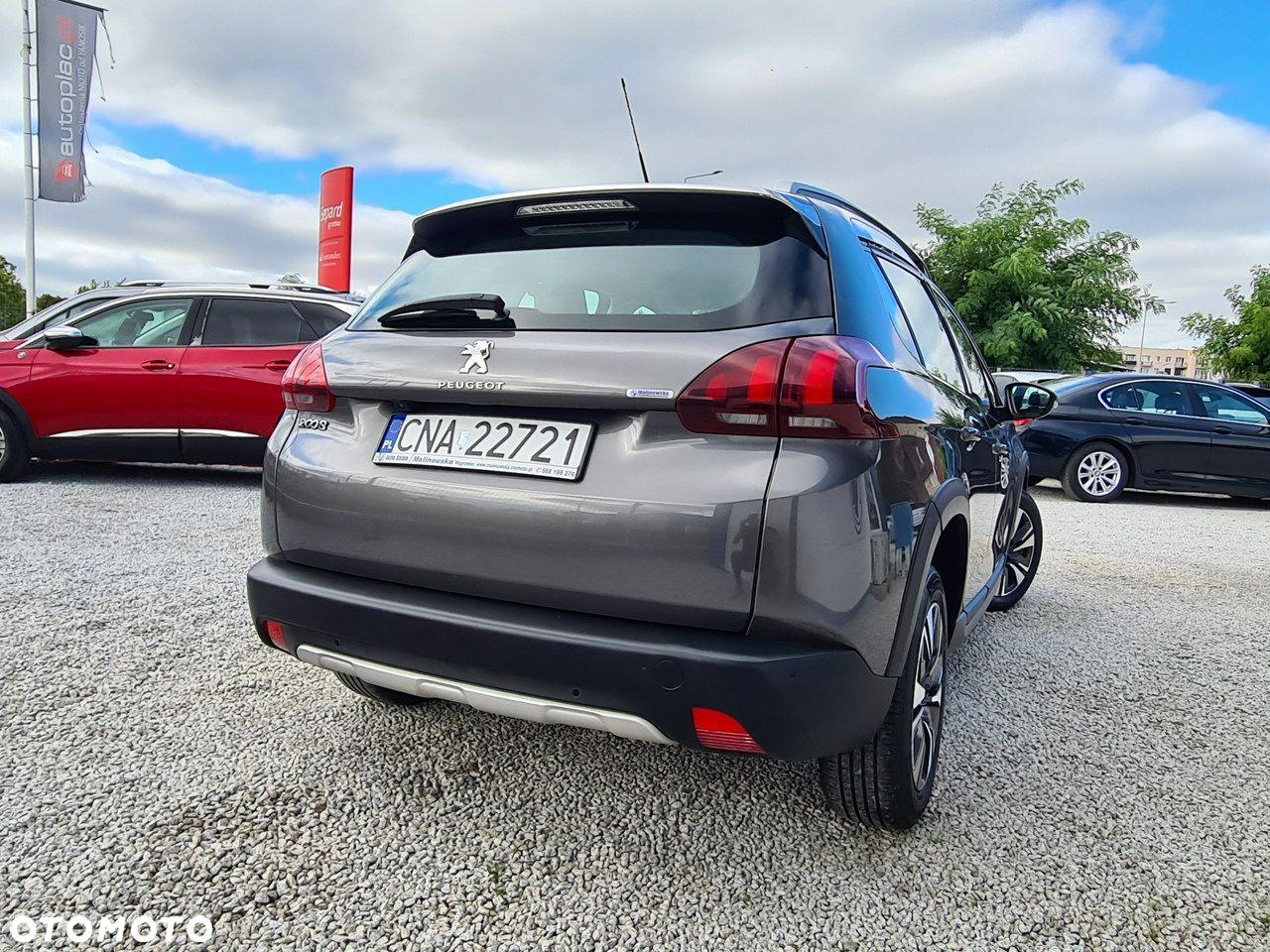 Peugeot 2008 1.2 Pure Tech Allure S&S - 2