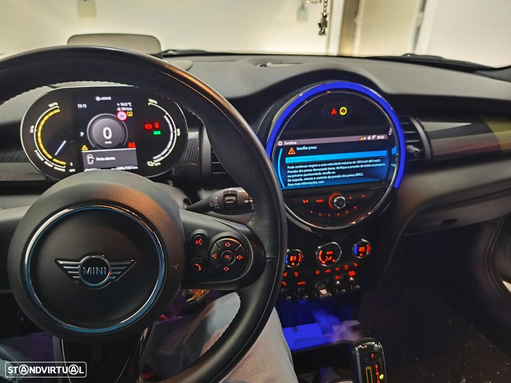 MINI 3 Portas Cooper SE - 8