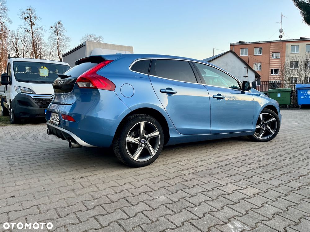 Volvo V40 T2 RDesign - 3
