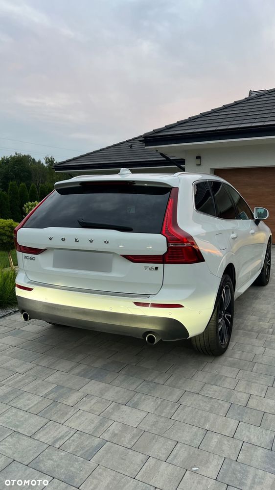 Volvo XC 60 T6 AWD Geartronic Momentum - 5