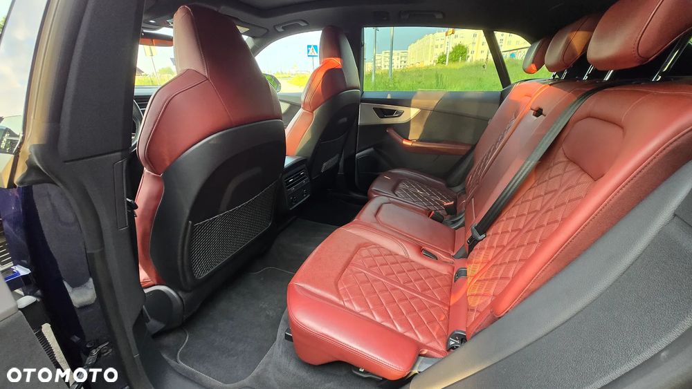 Audi SQ8 - 11