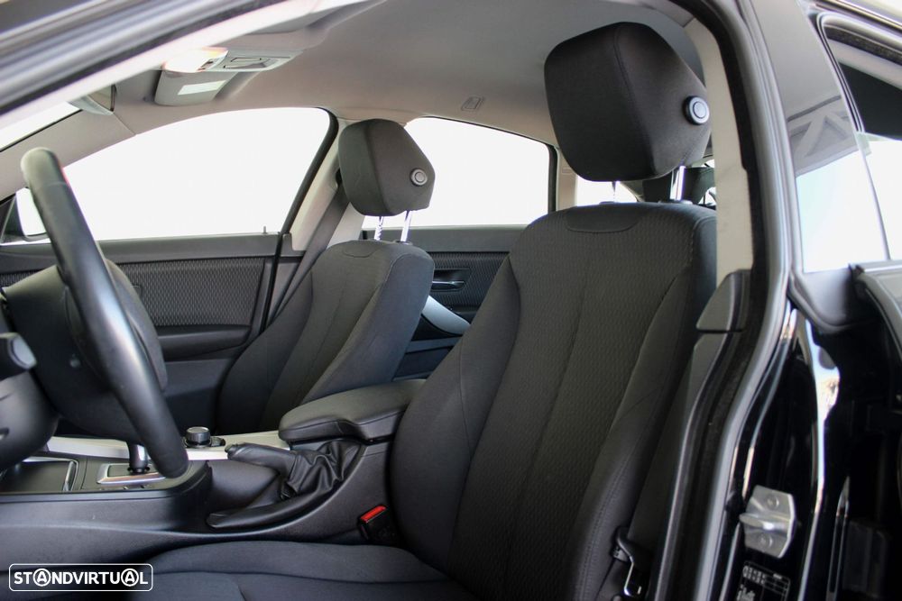 BMW 418 Gran Coupé d Advantage Auto - 36