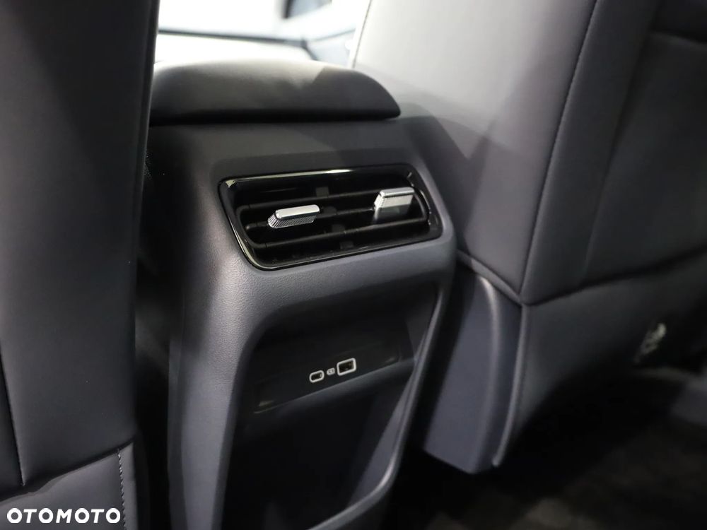 Geely Starray EM-i 1.5 PHEV Pro - 21