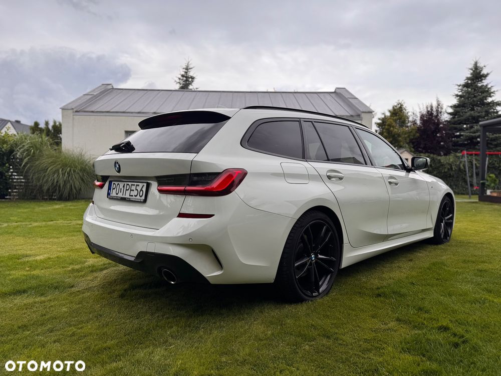 BMW Seria 3 320i M Sport - 3