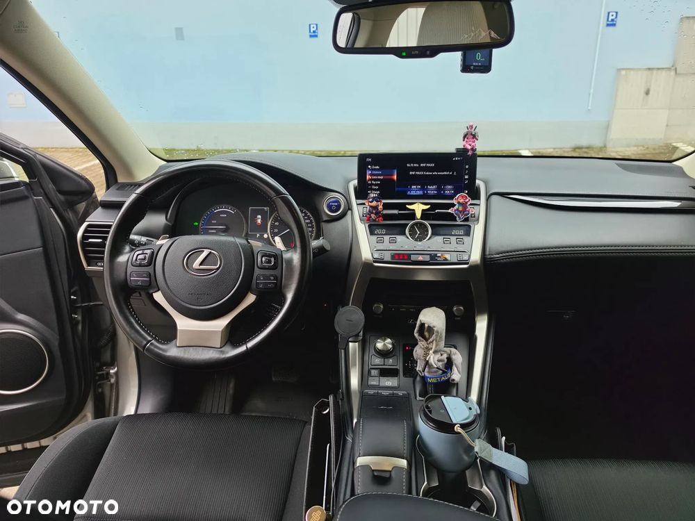Lexus NX 300h Elegance AWD - 12