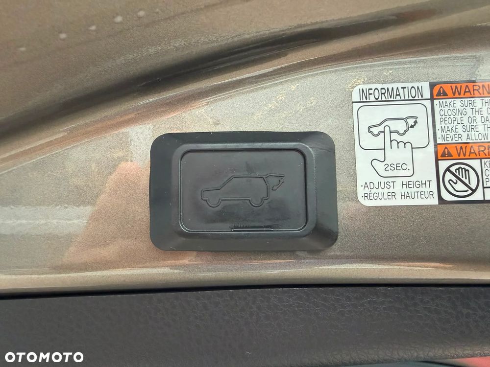 Toyota RAV4 2.0 Prestige MS - 17
