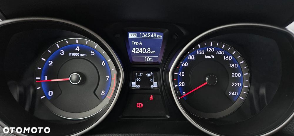 Hyundai i30 blue Kombi 1.4 YES Gold - 15