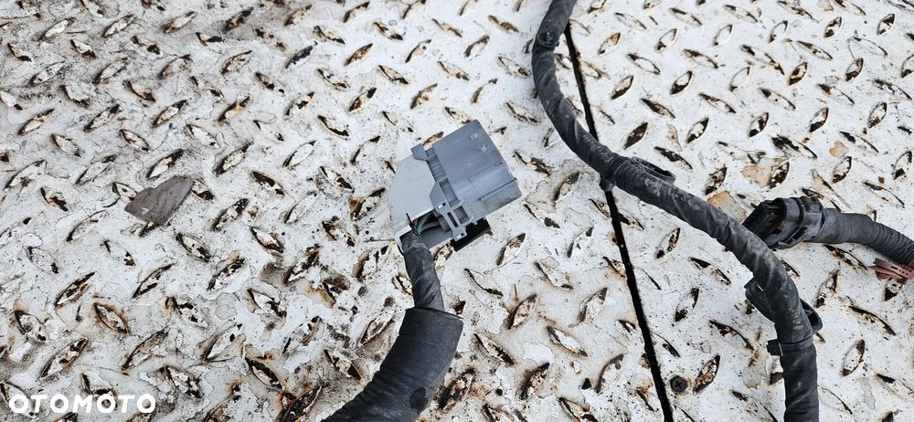 RAM 1500 V 5 2019- 4X4 5.7 HEMI QUAD CAB 1,5 Big Horn Rama samonośna Podwozie Poduszka ramy Osłona zbiornika Obudowa 52029964ac Przewód hamulcowy pompy ABS Instalacja ramy Wiązka kable Ucho Hak przedni Mocowanie 68323651AA 68323650AA - 33