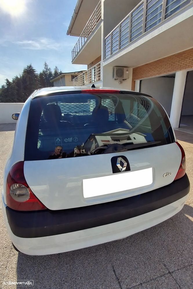 Renault Clio - 2