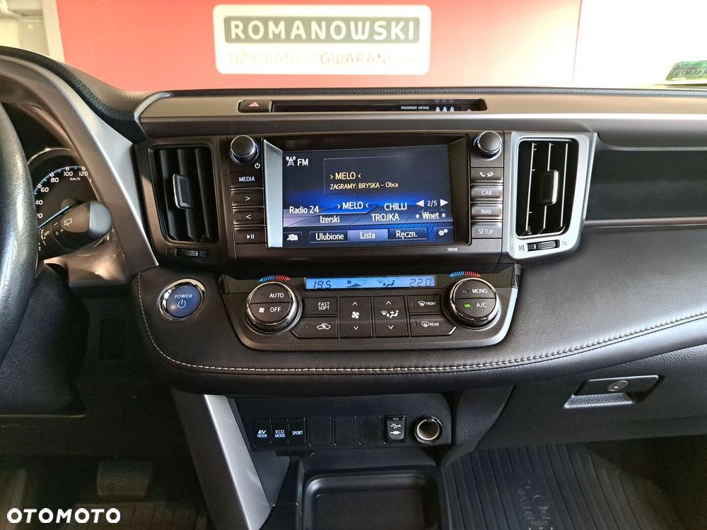 Toyota RAV4 Hybrid Premium 4x4 - 21