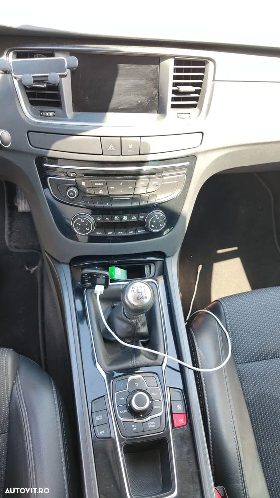 Peugeot 508 SW 1.6 THP Active - 14