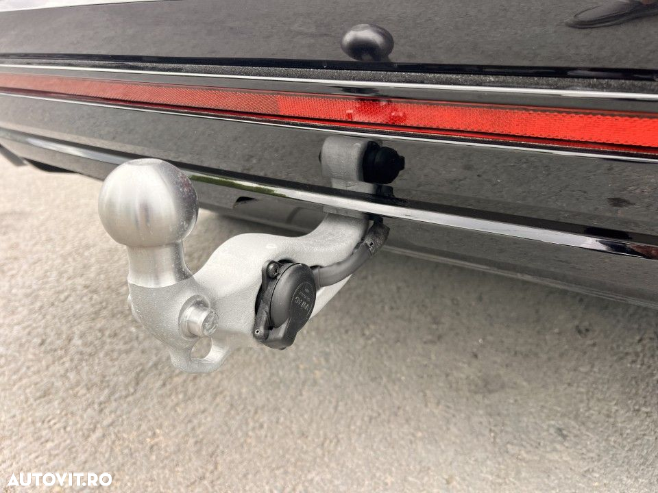 Volkswagen Touareg - 33