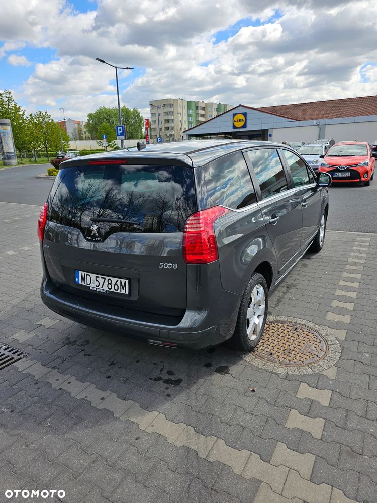 Peugeot 5008 HDI 115 Allure - 27