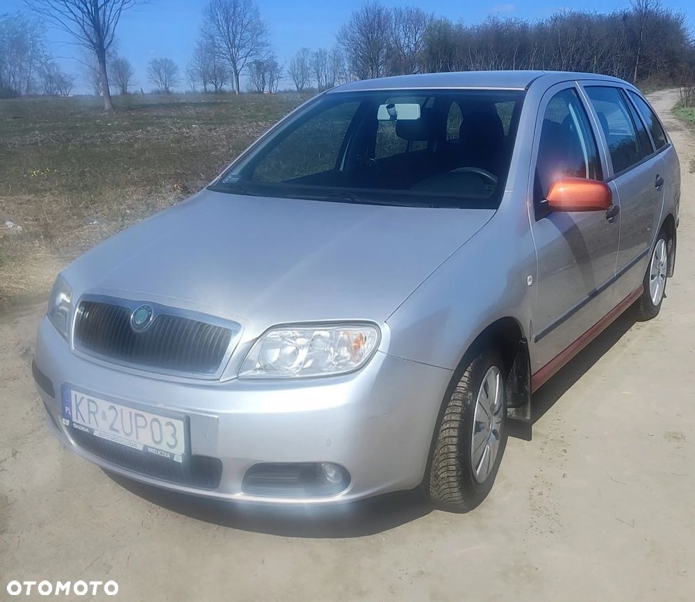Skoda Fabia 1.4 16V Ambiente - 5