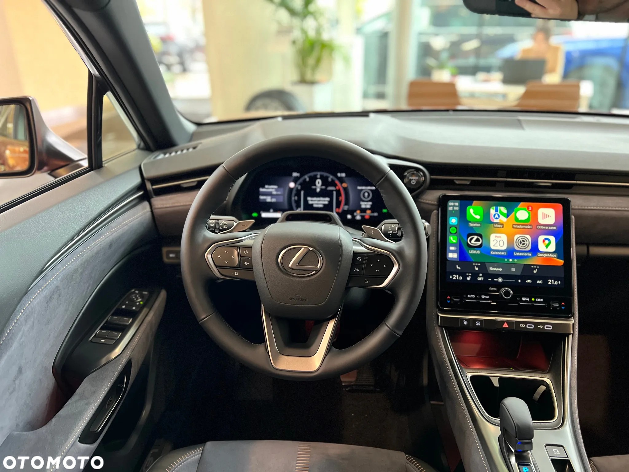 Lexus LBX - 15