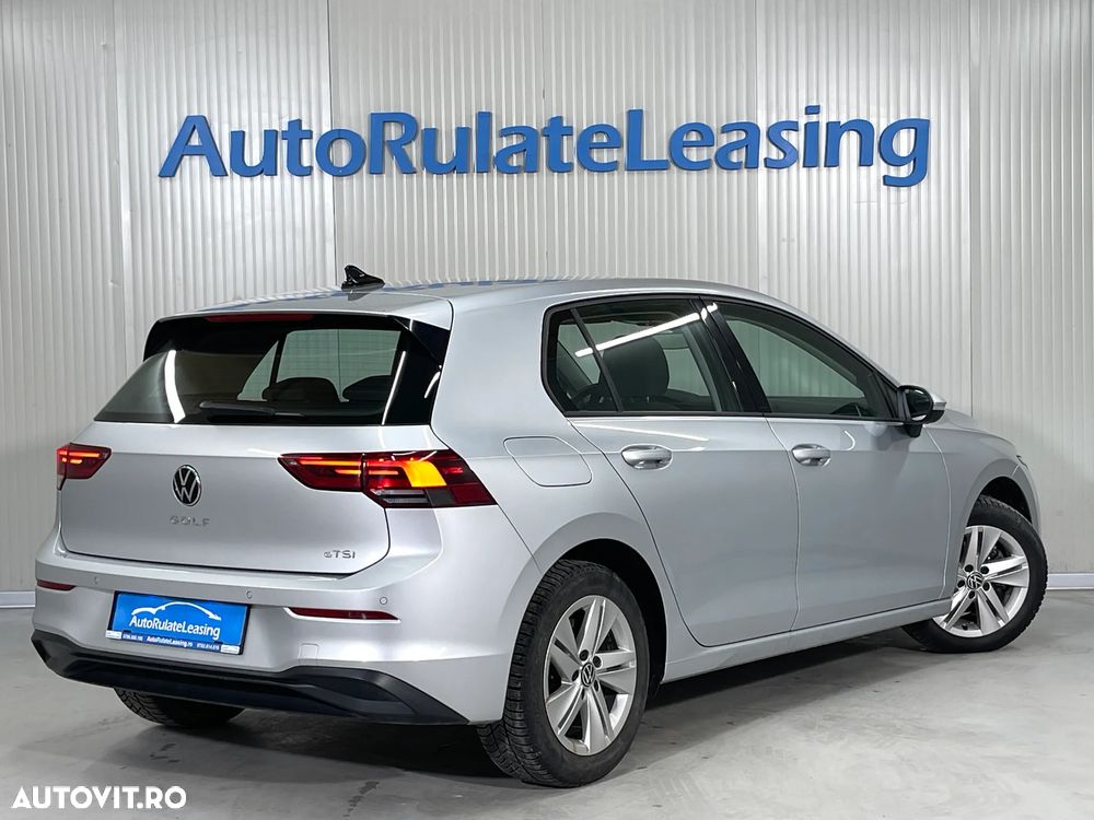 Volkswagen Golf 1.0 eTSI DSG MHEV Life - 4