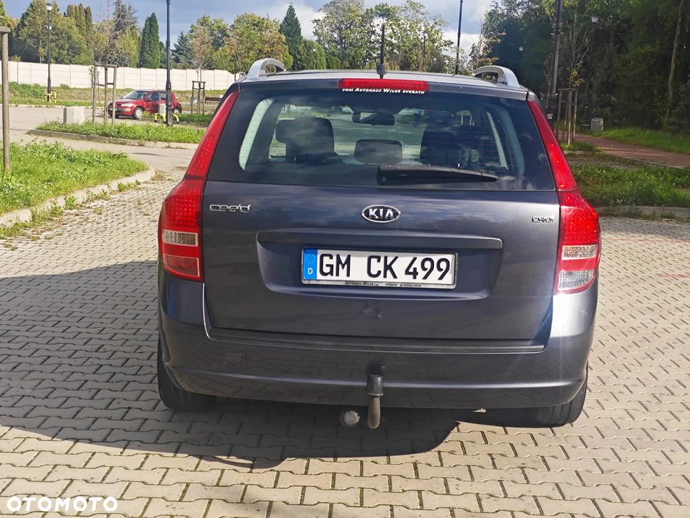 Kia Ceed Cee'd 1.6 Crdi Comfort + - 10