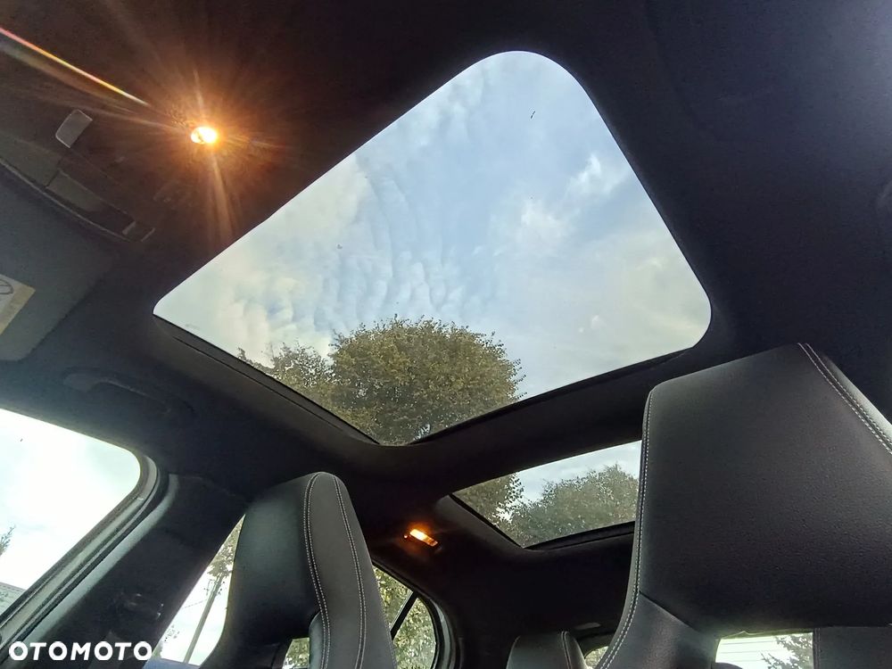 Mercedes-Benz GLA 200 7G-DCT UrbanStyle Edition - 20