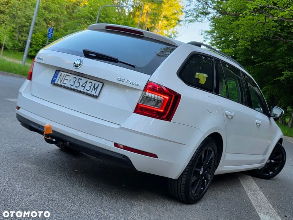 Skoda Octavia 2.0 TDI Style DSG - 3