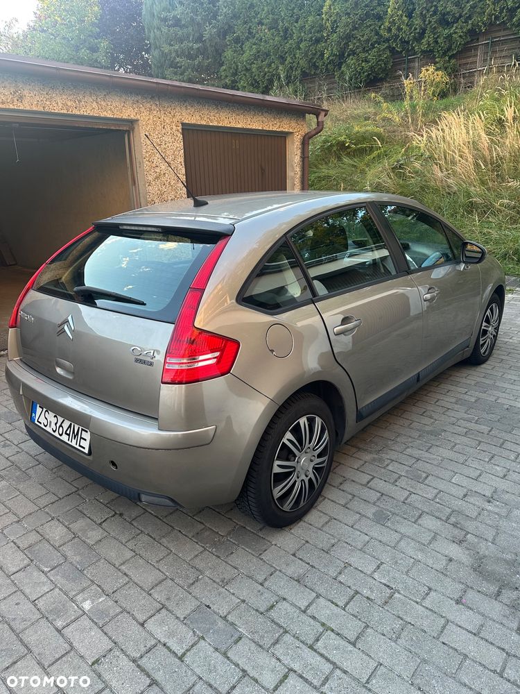 Citroën C4 1.6 VTi Equilibre - 2