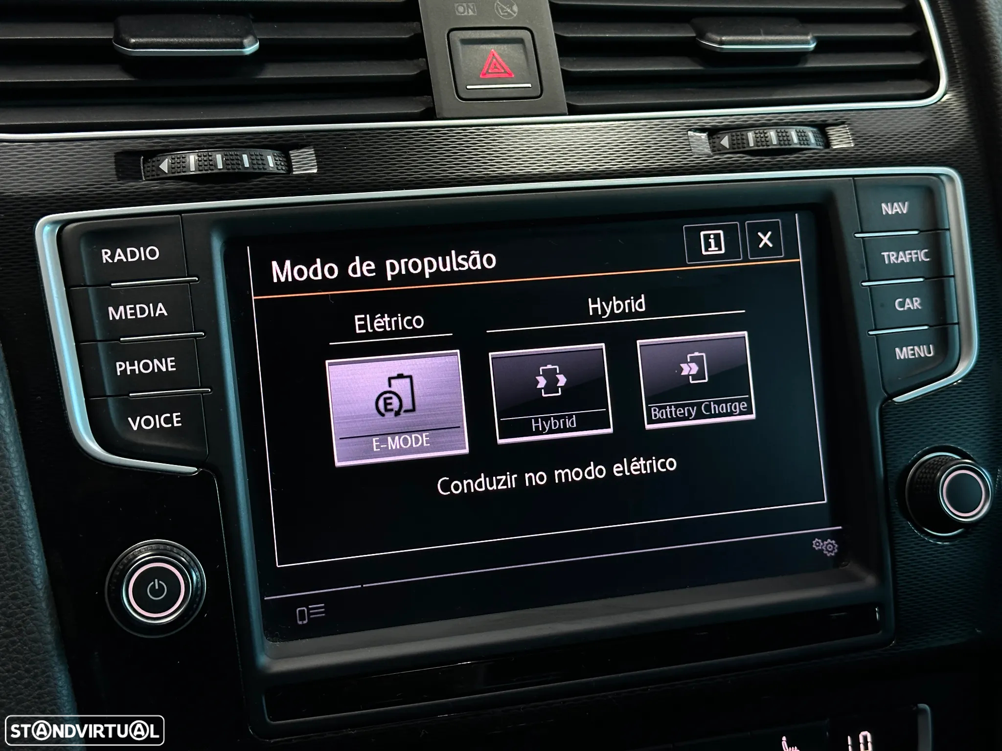 VW Golf 1.4 GTE Plug-in - 21