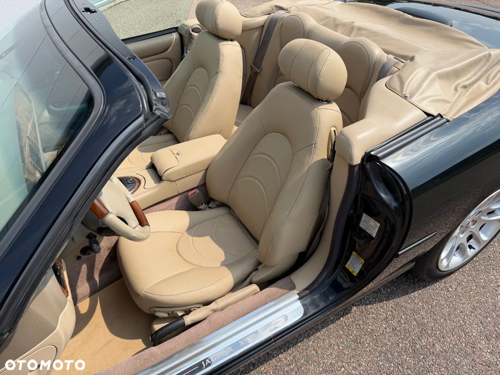 Jaguar XK8 4.0 - 31