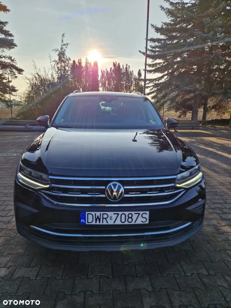 Volkswagen Tiguan - 2